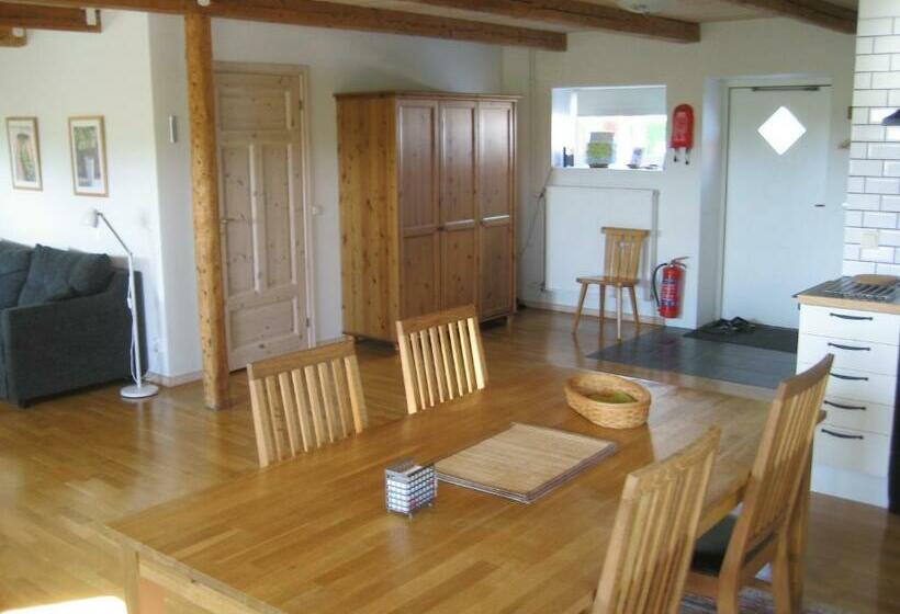 带1个卧室的公寓, Gårdsboende