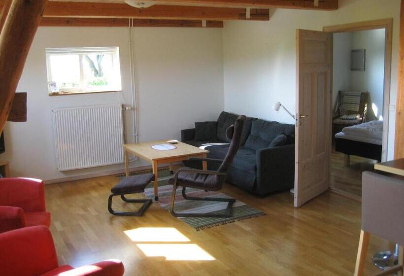 带1个卧室的公寓, Gårdsboende