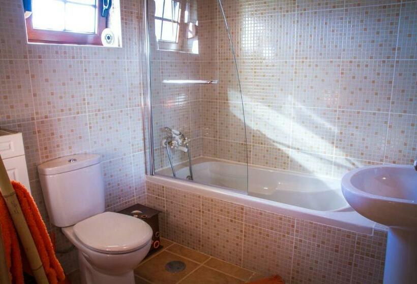 اتاق خانوادگی, Casarao Dos Reis