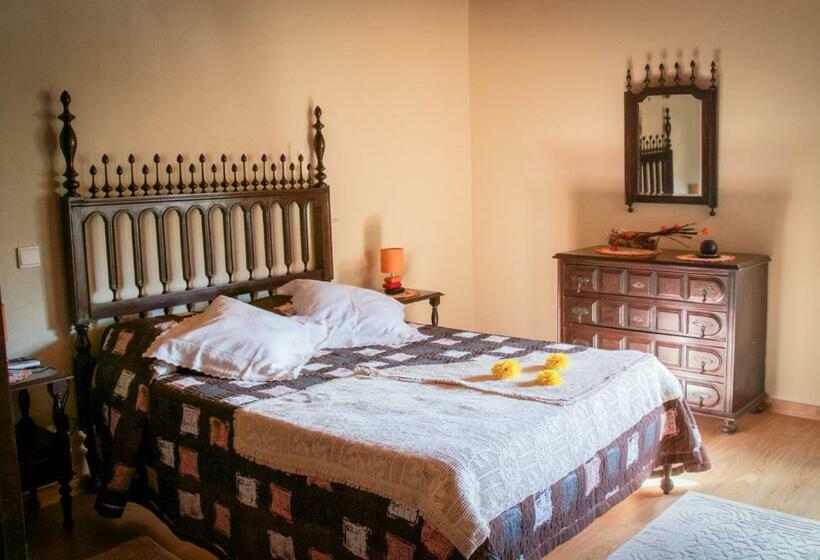 اتاق خانوادگی, Casarao Dos Reis