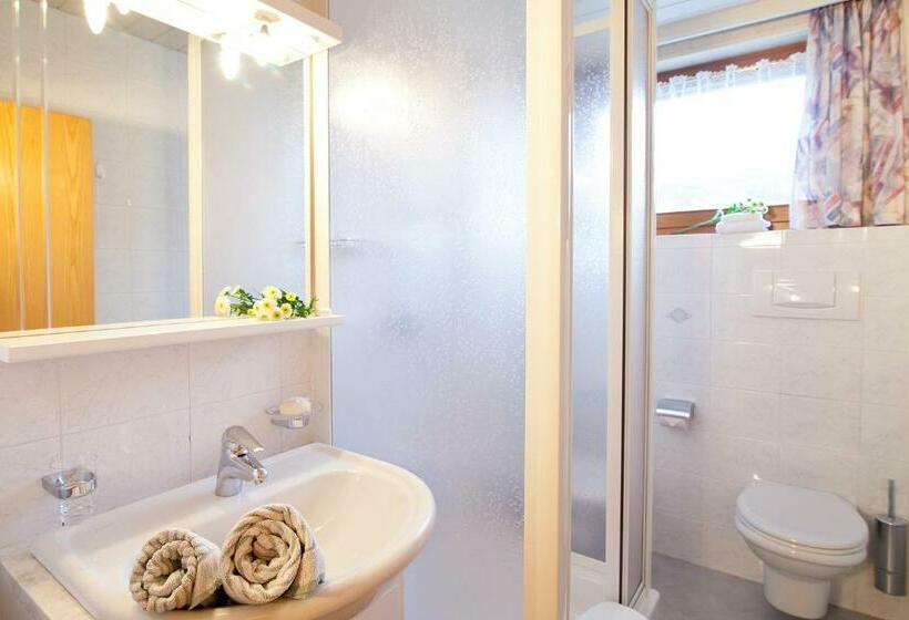 סוויטה משפחתית, Marenklhof