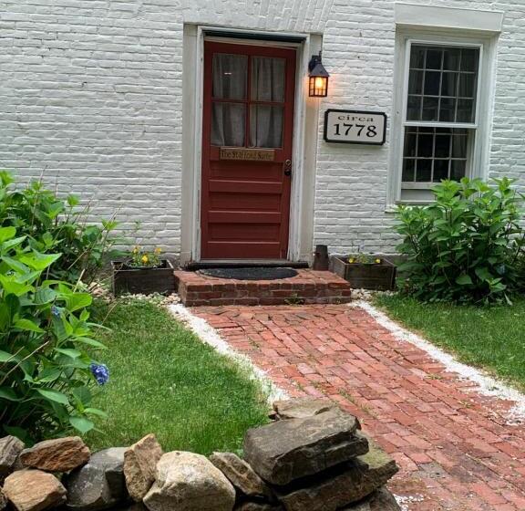 סטודיו סטנדרטי נוף לגינה, Innkeeper S Place B&b