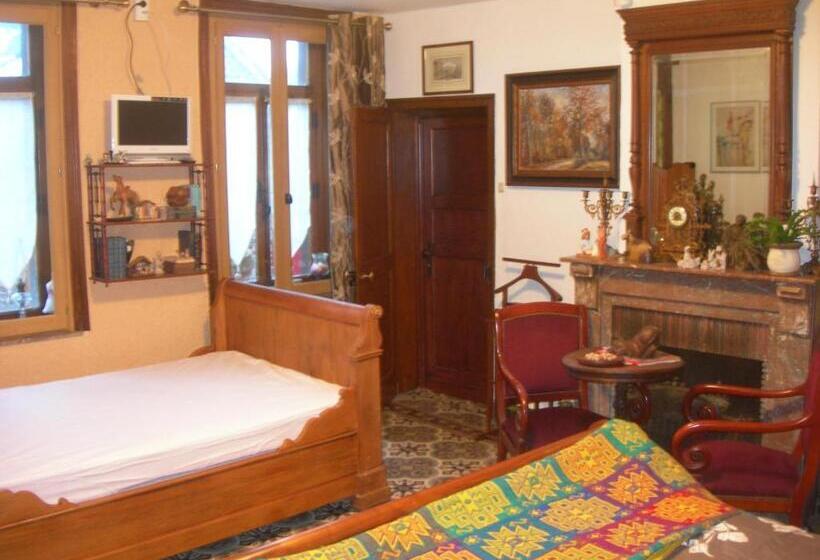 Семейный Номер, La Fermette De La Vache Rousse