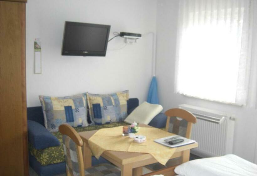 스탠다드 룸, Pension Beer