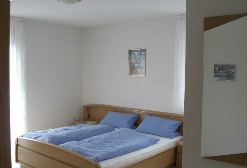 침실 1개 아파트, Pension Beer