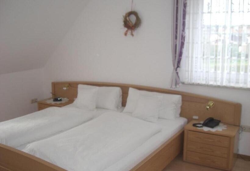 침실 1개 아파트, Pension Beer