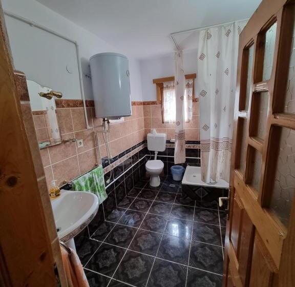 Четырехместный Номер Классик, Pensiunea Paradis