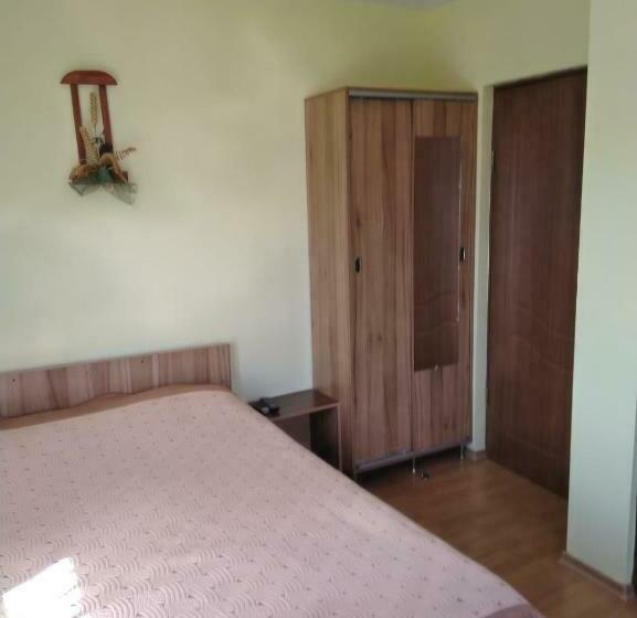 Номер Стандарт, Pensiunea Roua Diminetilor