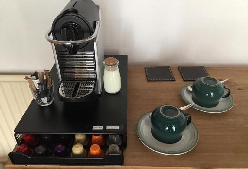 غرفة قياسية مع حمام خارجي, The Sheiling B&b   Nc 500