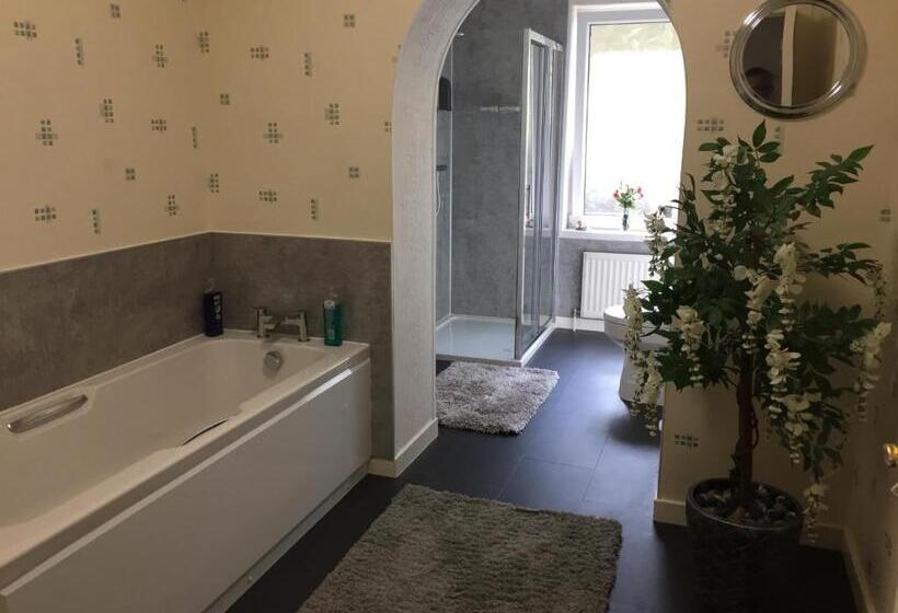 غرفة قياسية مع حمام خارجي, The Sheiling B&b   Nc 500