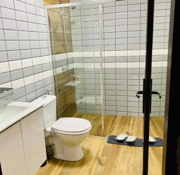 غرفة قياسية لذوى الاحتياجات الخاصة, Agropensiunea Colev