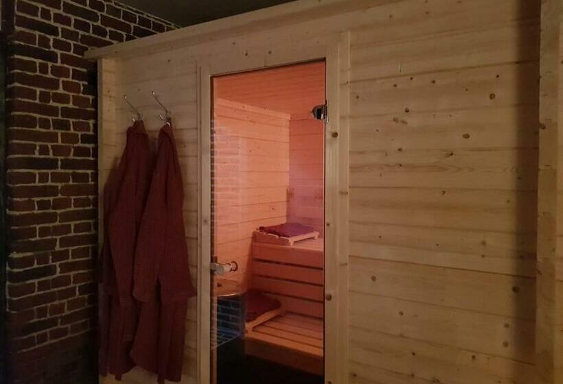Номер Deluxe, Au Soleil Vert   Chambre De Charme Avec Spa Et Sauna Privés