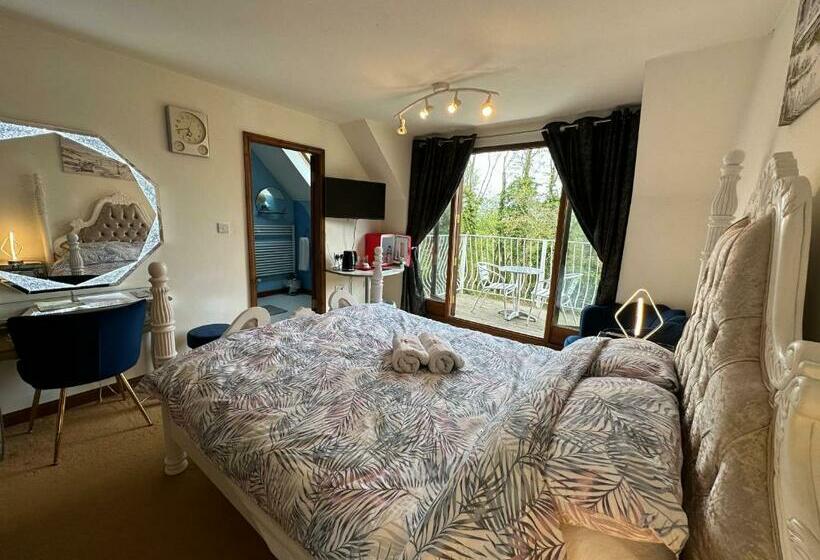 Номер Стандарт с Балконом, Barnfields Retreat