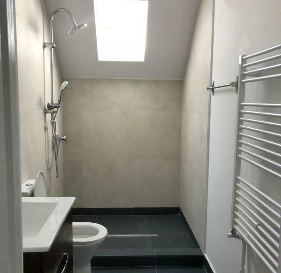 Семейный Номер, Casa Galbena