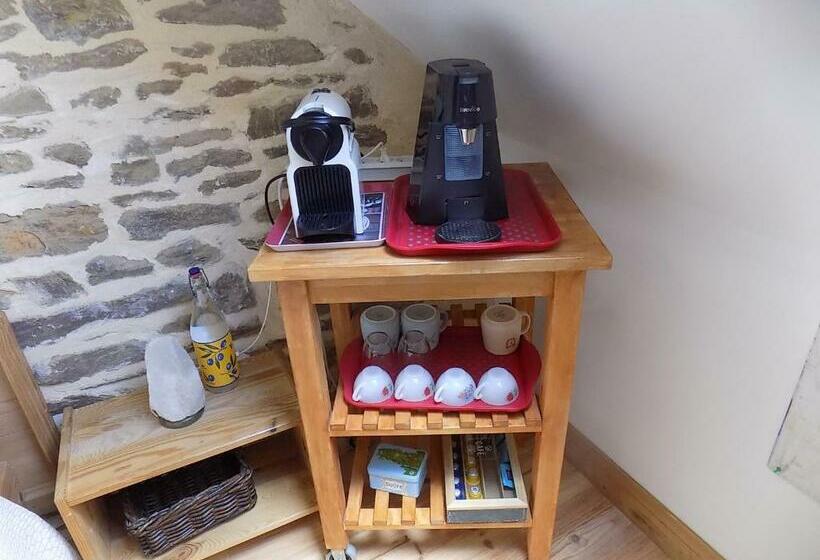 חדר משפחתי, Ianrhu