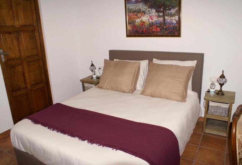 חדר סופריור עם מיטת קינג, La Cañota King Rooms Adults Only