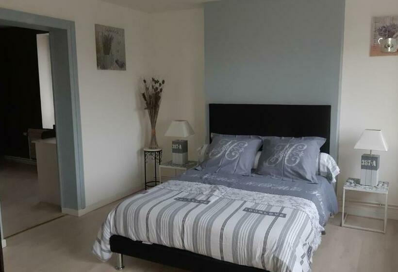 חדר משפחתי, Les Hauts De Proisy