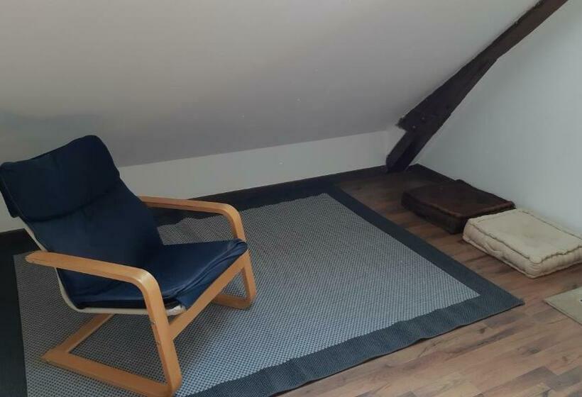 חדר סטנדרט לשלושה, Les Hauts De Proisy