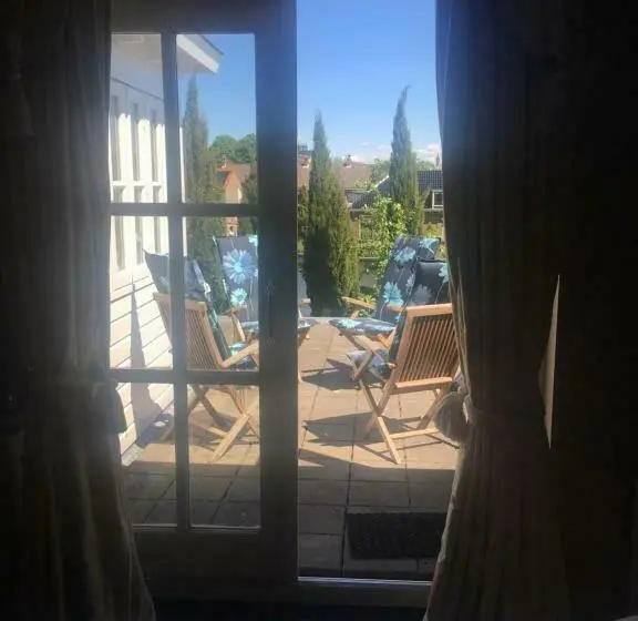 キングサイズベッドのスタンダードルーム, Luc S Place, Jaccuzi, Waterbed