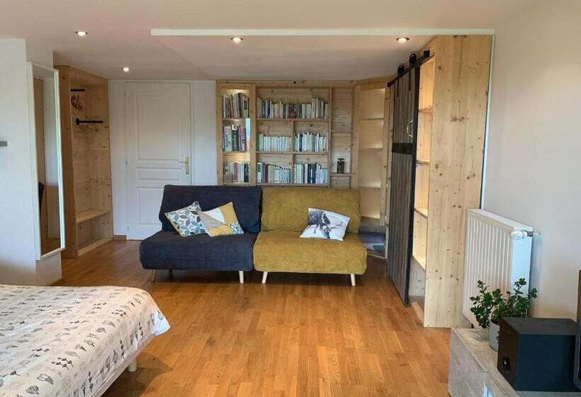 Четырехместный Номер Стандарт Вид на Сад, Mur Mûres