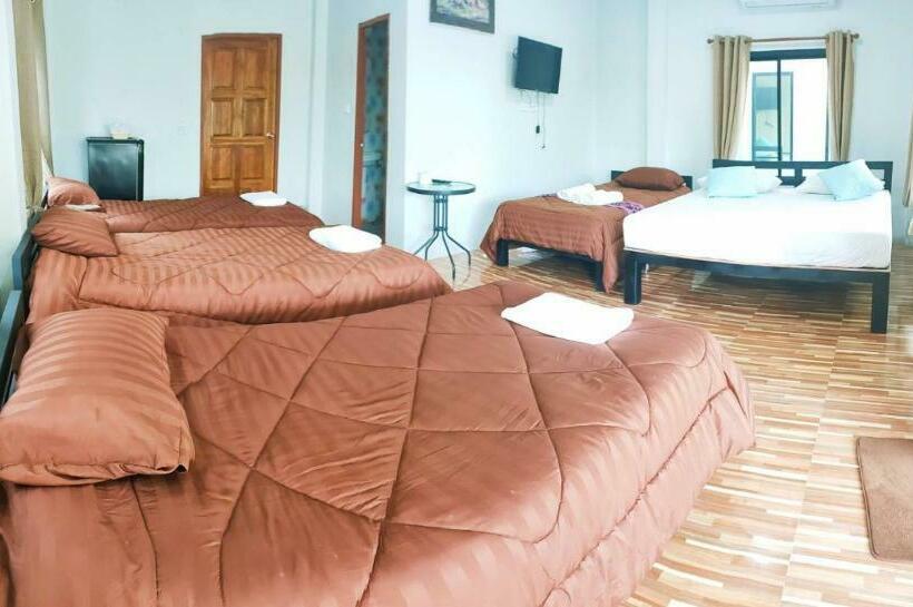 חדר סטנדרט לארבעה, Noppakhun Resort