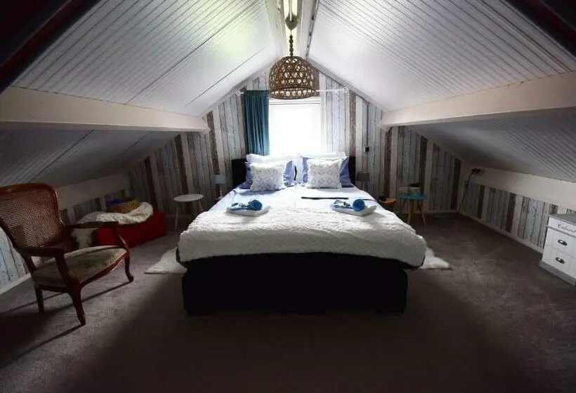 2ベッドスイートルーム, Sfeervol Appartement Het Knooppunt