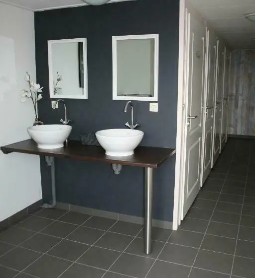 2ベッドスイートルーム, Sfeervol Appartement Het Knooppunt