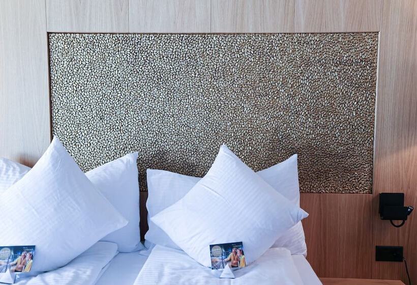 غرفة عائلية, City Hotel Glarnerland