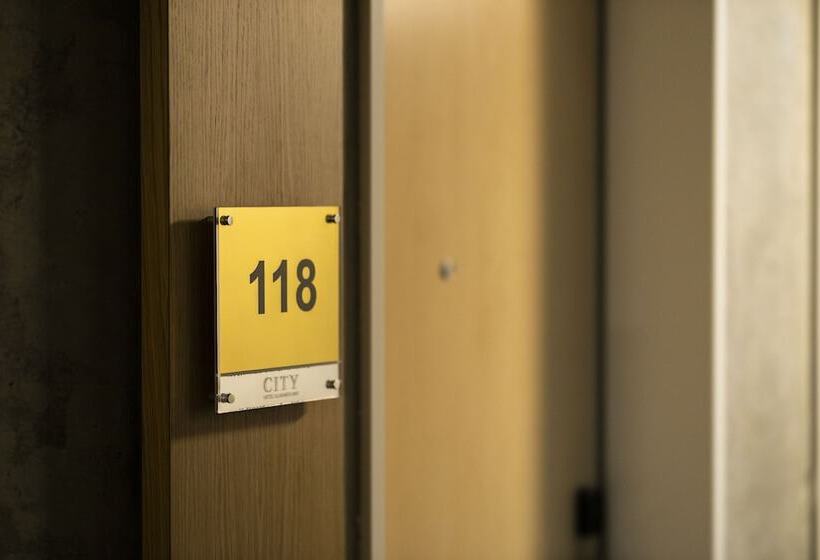 חדר משפחתי, City Hotel Glarnerland