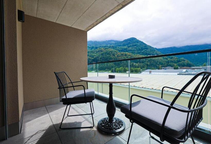 غرفة عائلية, City Hotel Glarnerland