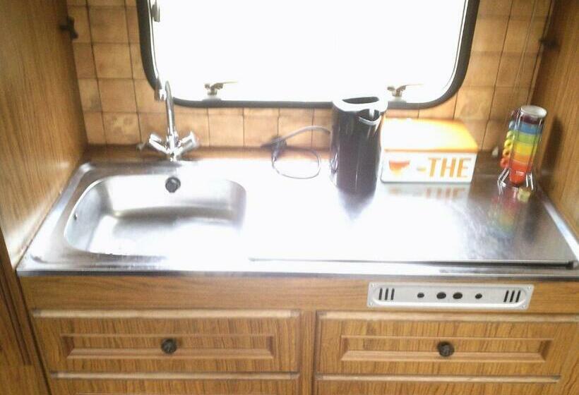 スタンダードルーム, Ferme Pedagogique Des Pennetieres