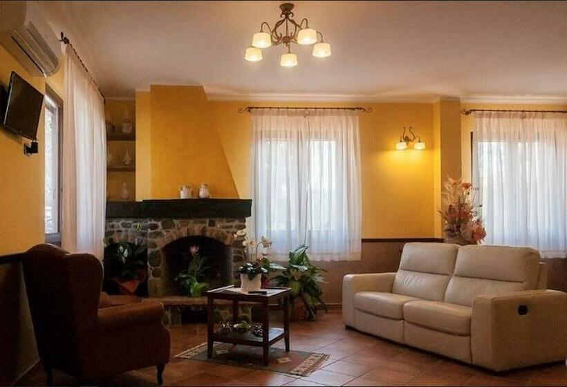 Четырехместный Номер Стандарт, Feudo Delle Querce