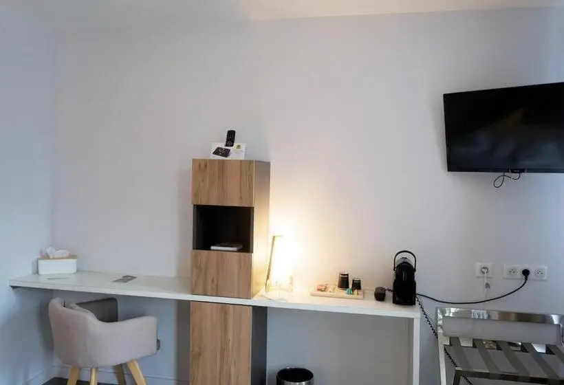 スタンダード４人部屋, Logis Hôtel Le Confluent