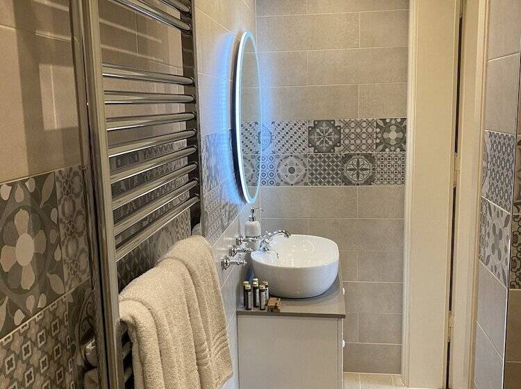 Номер Стандарт, & Restaurant Chateau Trnová