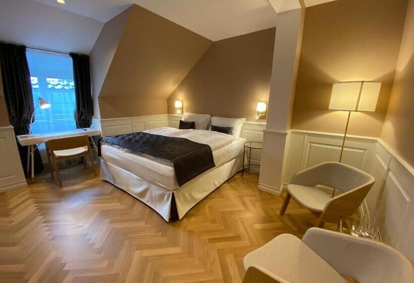 Номер Стандарт, & Restaurant Chateau Trnová