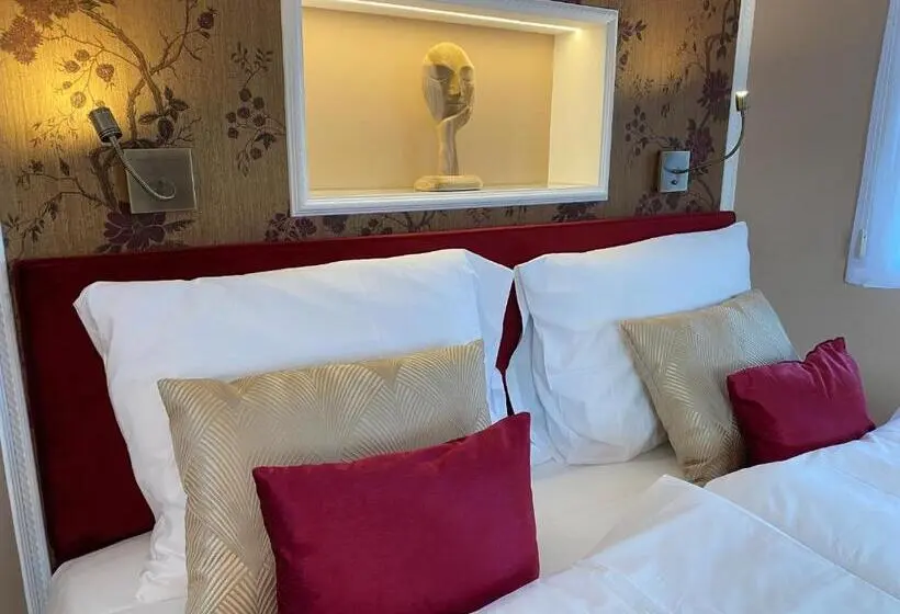 ２ベッドスイートルーム, & Restaurant Chateau Trnová