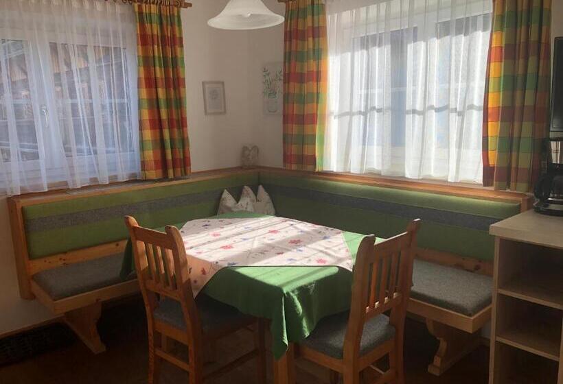 Апартаменты 1 Спальня Нижний Этаж, Schmiedlehnerhof