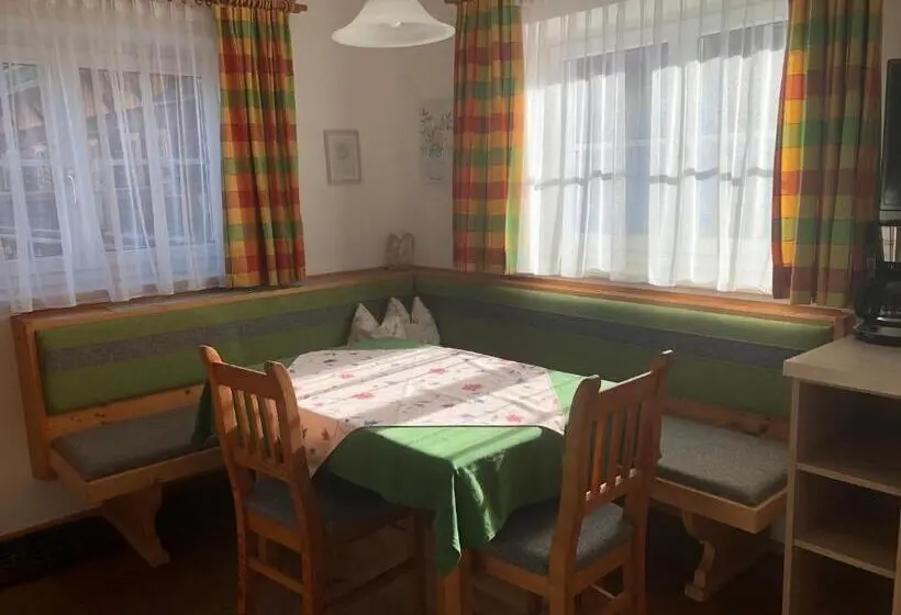 Apartament 1 Sypialnia Parter, Schmiedlehnerhof