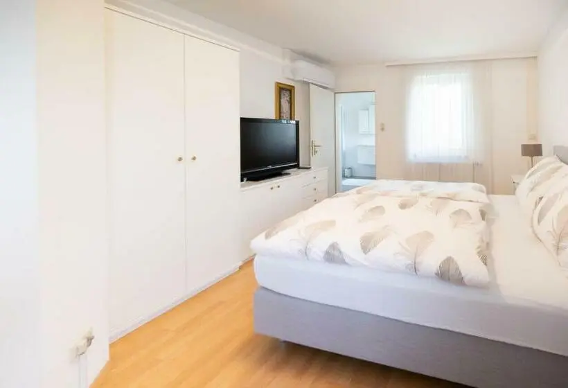Quarto standard, Aparthome L.i.n.z