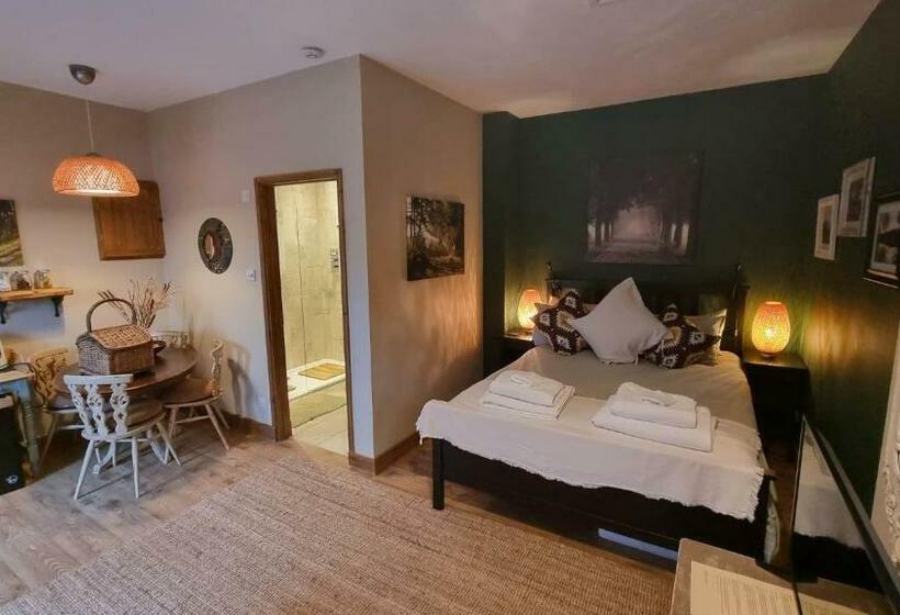 디럭스 룸, The Orchards Guest Suite