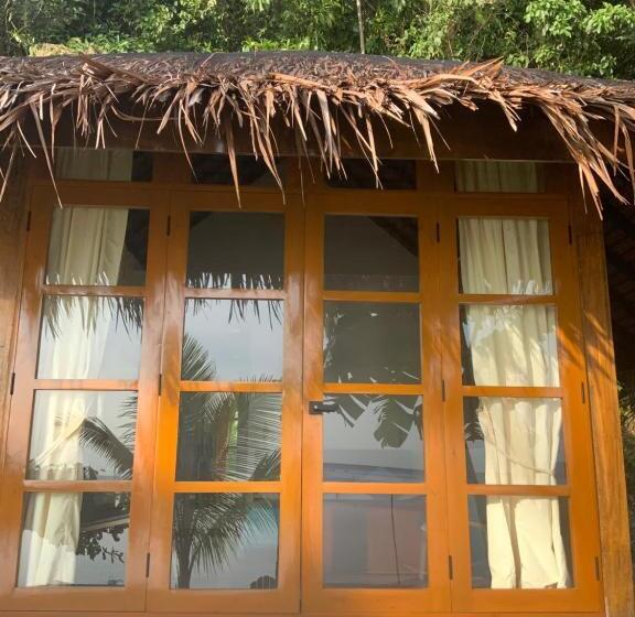 标准平房, Tuburan Cove Beach Resort