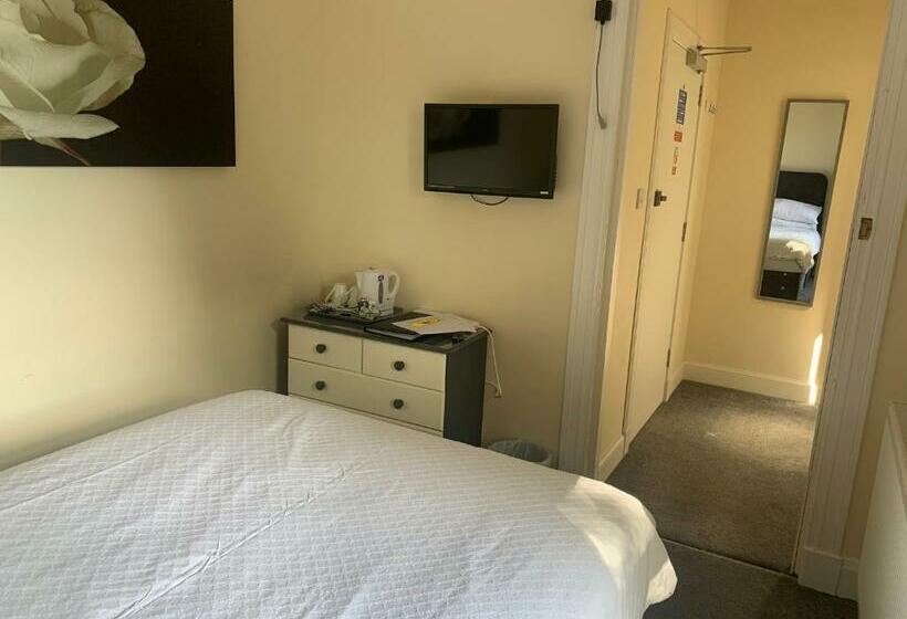 Номер Стандарт, Kinnoch Lodge