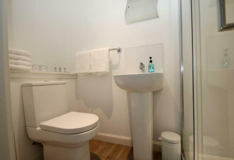 Номер Стандарт, Kinnoch Lodge