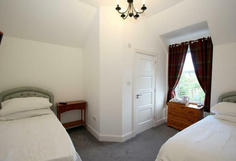 Номер Стандарт, Kinnoch Lodge