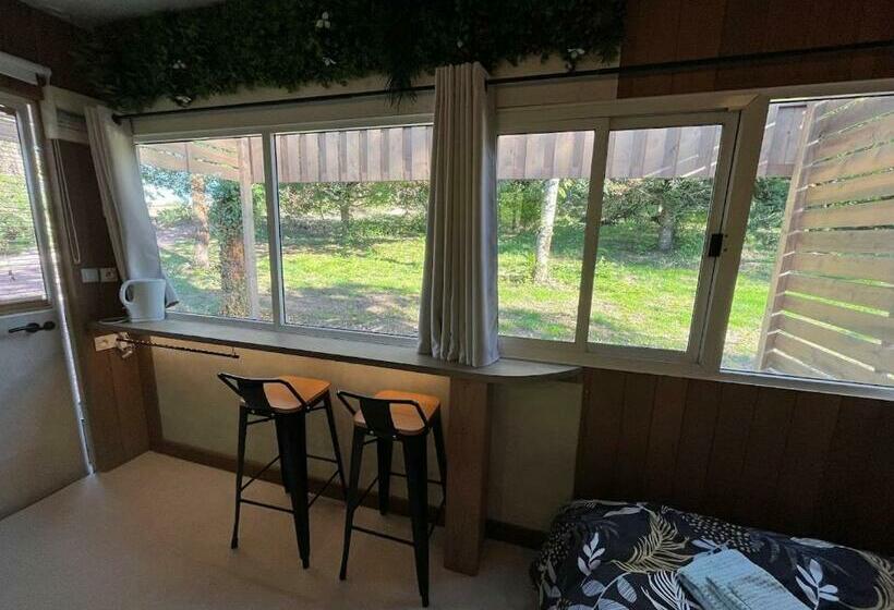 Номер Стандарт с Террасой, La Cabane Du Champ Du Possible