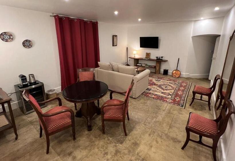 デラックスルーム, Les Distinguées Manoir De Bessodes