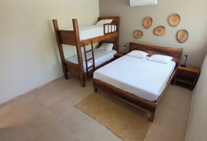 غرفة عائلية, Casaola Mizata