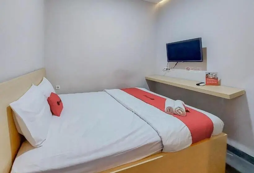 スタンダードルーム, Reddoorz At Cempaka Guesthouse Tarakan