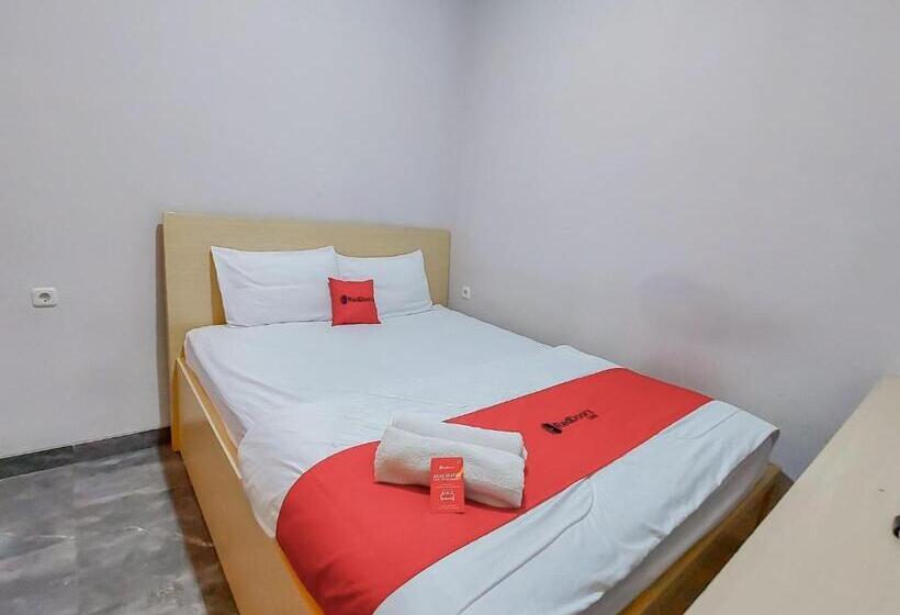 Номер Стандарт, Reddoorz At Cempaka Guesthouse Tarakan