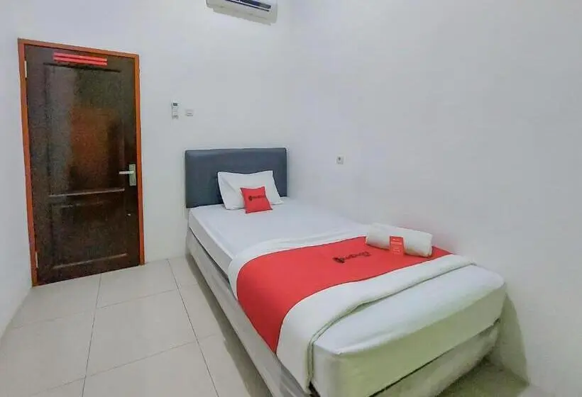 スタンダードシングルルーム, Reddoorz At Cempaka Guesthouse Tarakan